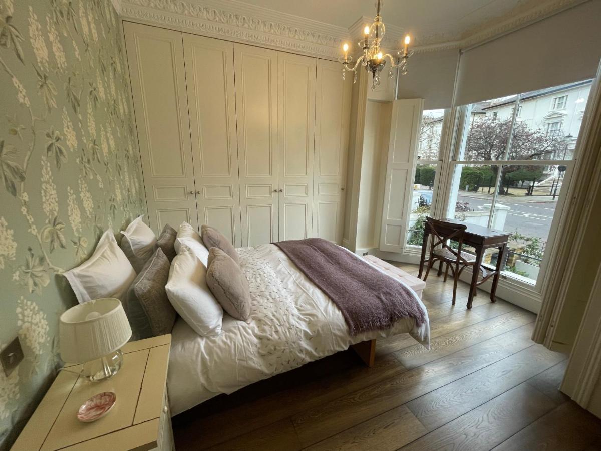 Stylish 3-Bedroom Flat In Kensington Londra Exterior foto